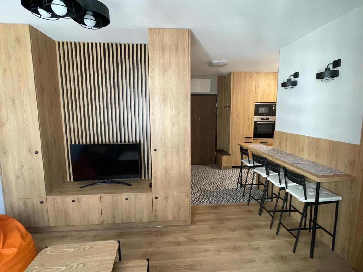 Star4You II Apartments Вроцлав Екстериор снимка