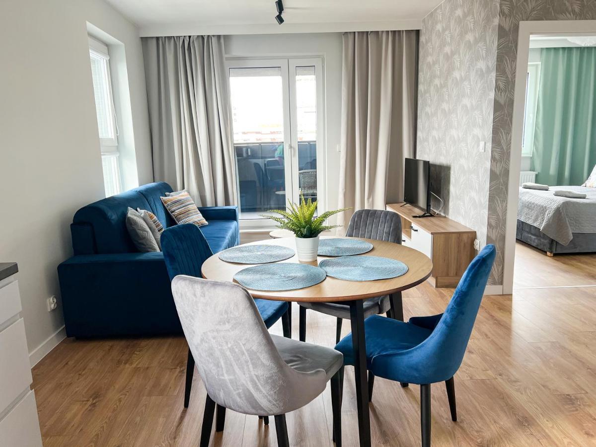 Star4You II Apartments Вроцлав Екстериор снимка